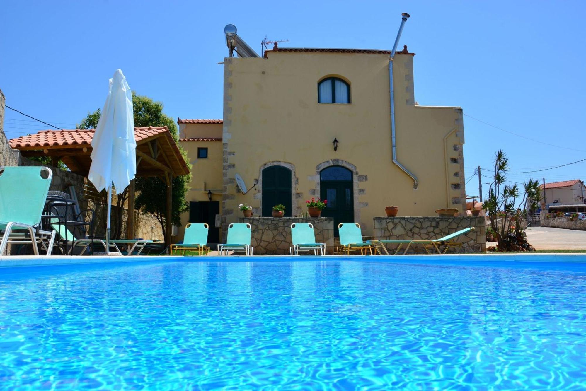 Skandalis Apartments With Pool Horafákia Kültér fotó