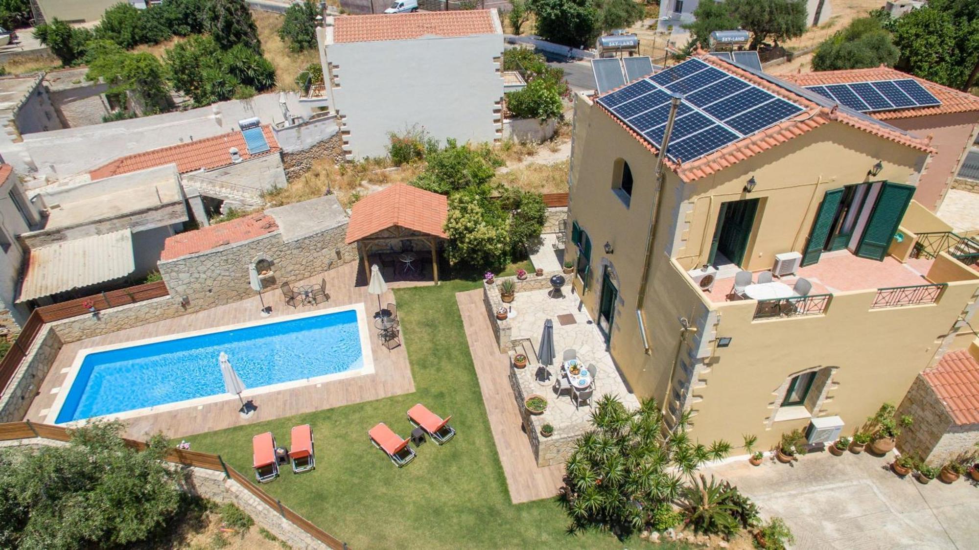 Skandalis Apartments With Pool Horafákia Kültér fotó
